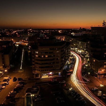 Hotel Prahova Plaza Ploeszti Zewnętrze zdjęcie
