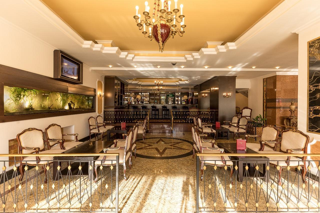 Hotel Prahova Plaza Ploeszti Zewnętrze zdjęcie